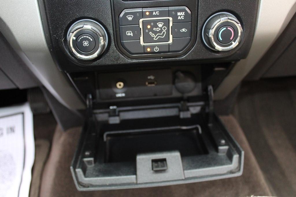 Ford F-150 2WD SuperCab 145" Lariat 2013