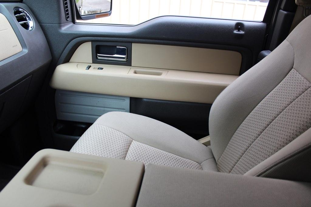 Ford F-150 2WD SuperCab 145" Lariat 2013