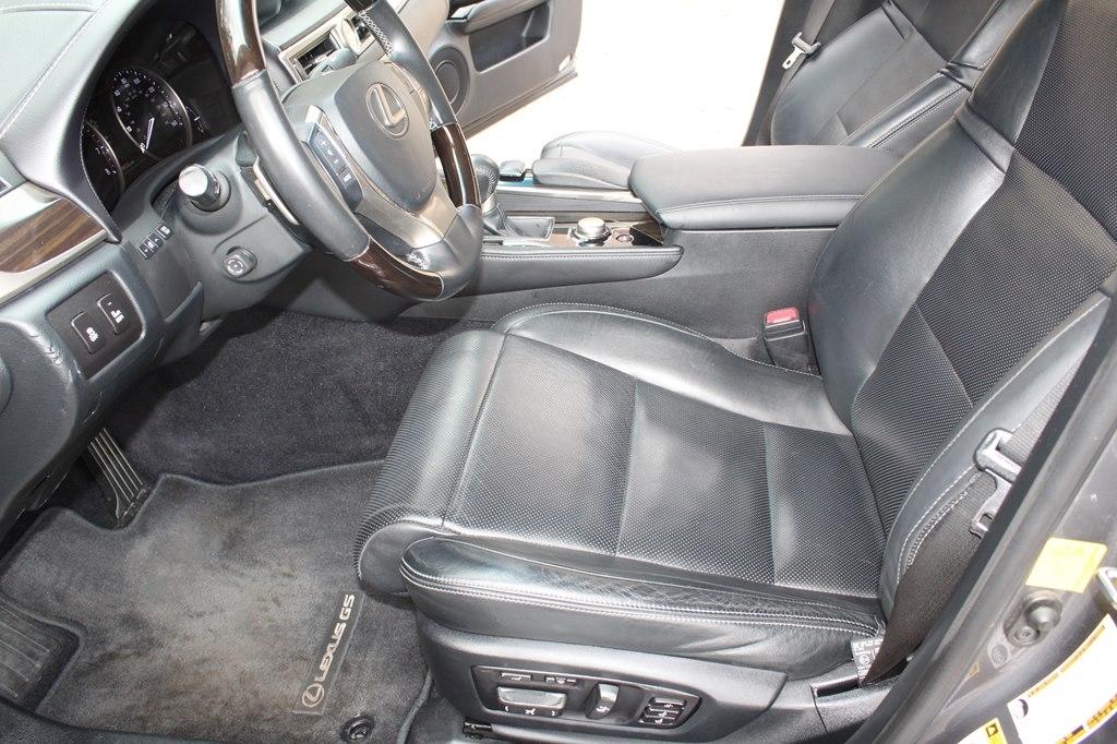 Lexus GS 350 4dr Sdn RWD 2013