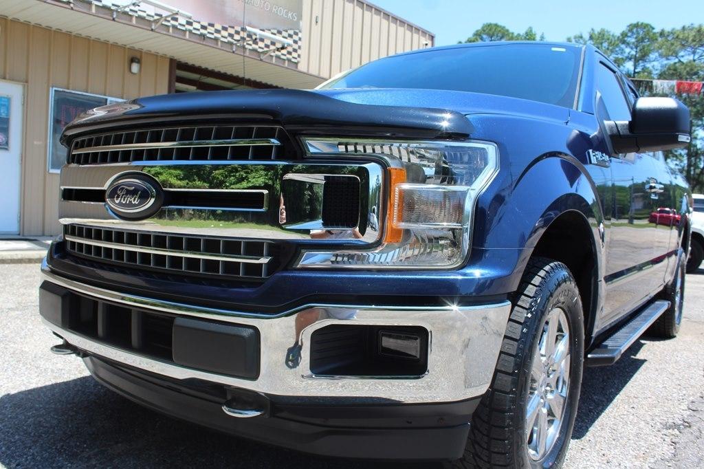 Ford F-150 Lariat 4WD SuperCab 8' Box 2018