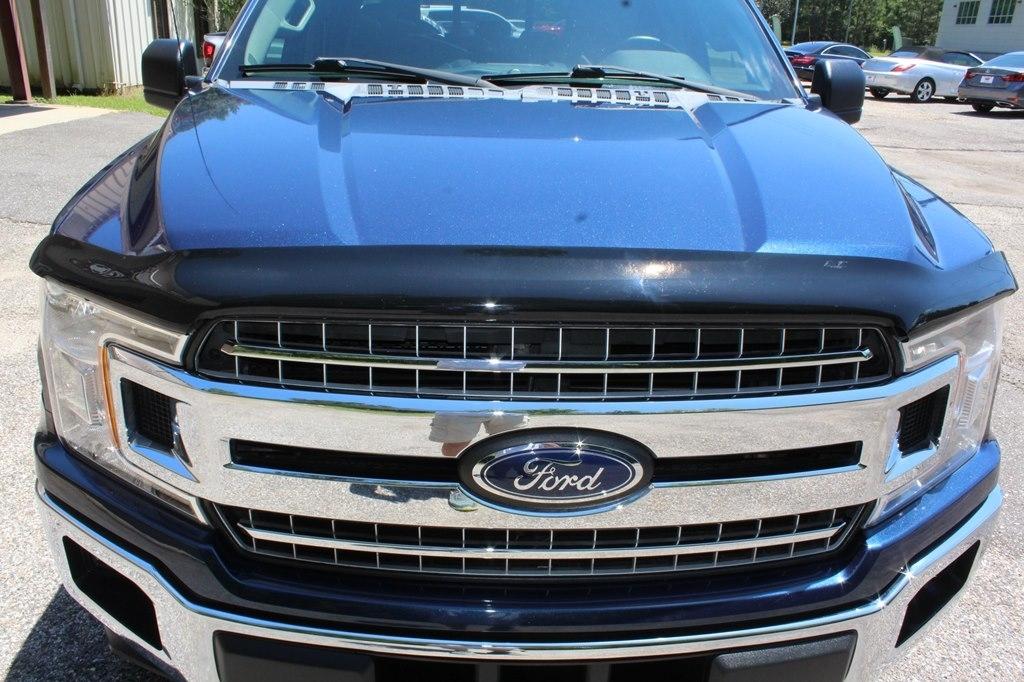Ford F-150 Lariat 4WD SuperCab 8' Box 2018