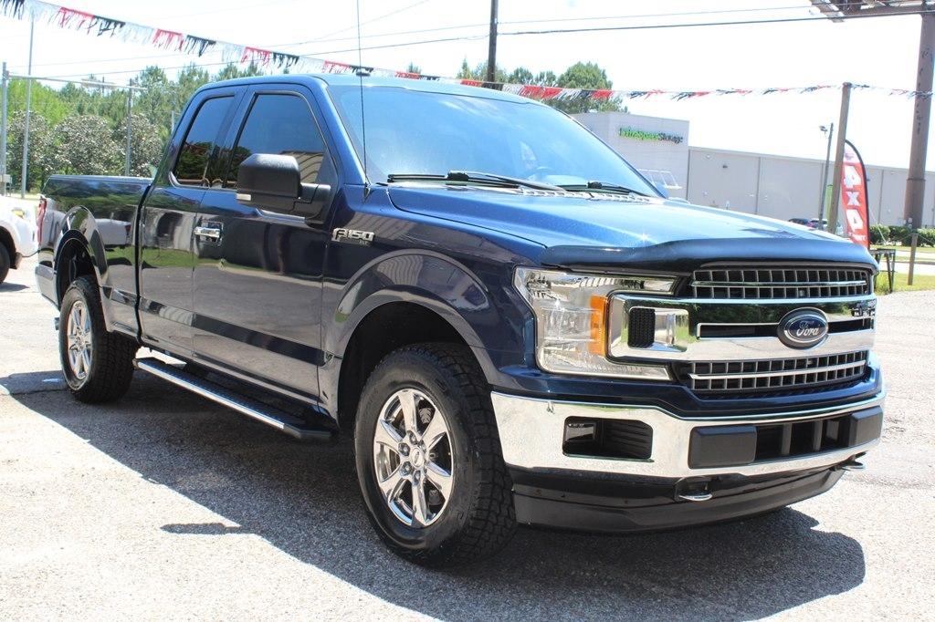 Ford F-150 Lariat 4WD SuperCab 8' Box 2018