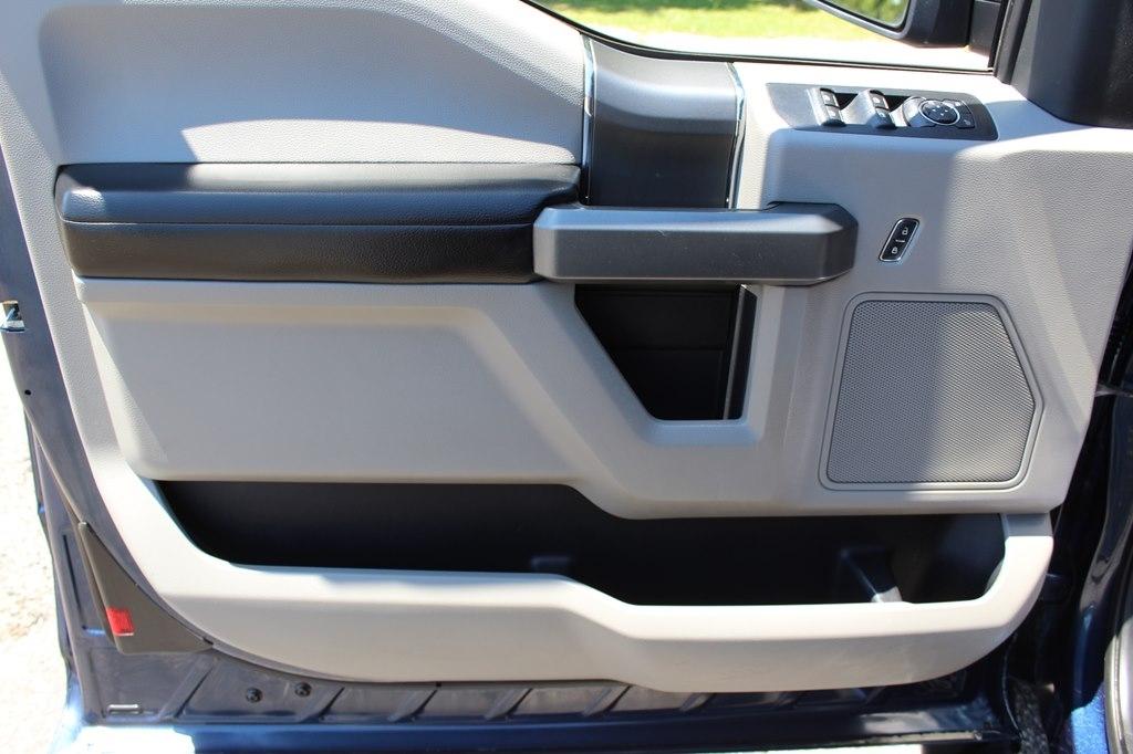 Ford F-150 Lariat 4WD SuperCab 8' Box 2018