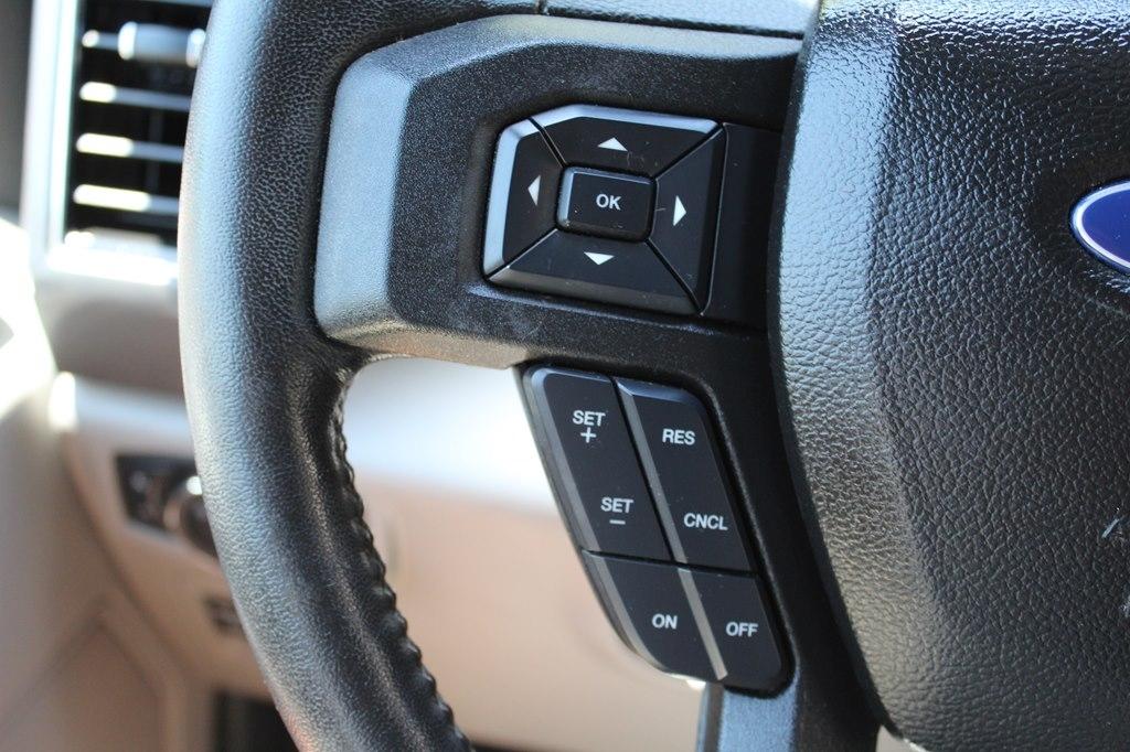 Ford F-150 Lariat 4WD SuperCab 8' Box 2018