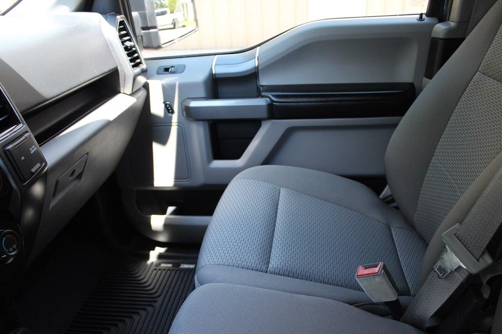 Ford F-150 Lariat 4WD SuperCab 8' Box 2018