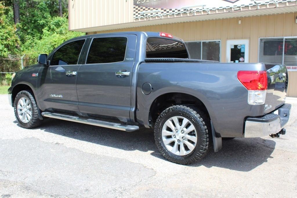 Toyota Tundra 4WD Truck CrewMax 5.7L FFV V8 6-Spd AT Platinum (Natl) 2013