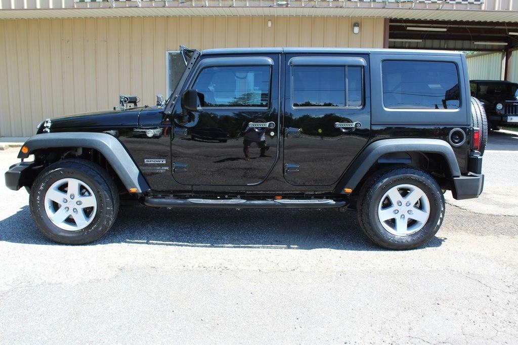 Jeep Wrangler Unlimited Sport 4x4 2017