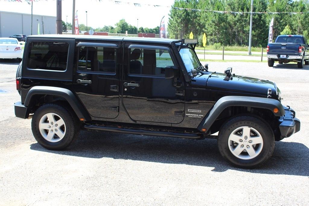 Jeep Wrangler Unlimited Sport 4x4 2017
