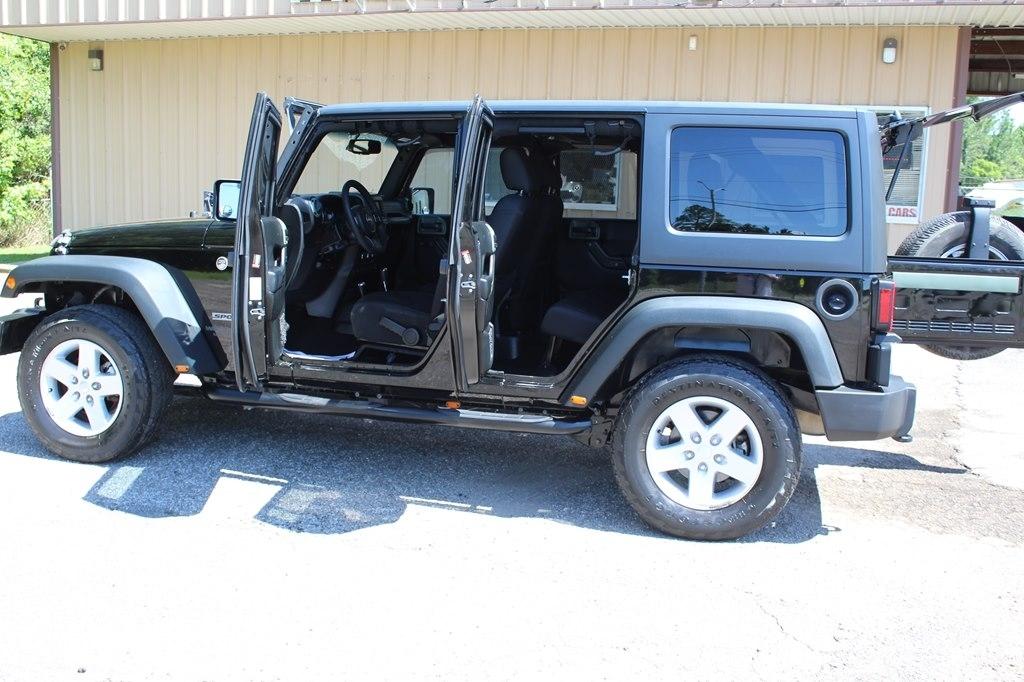 Jeep Wrangler Unlimited Sport 4x4 2017