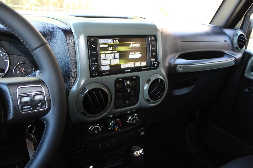 Jeep Wrangler Unlimited Sport 4x4 2017