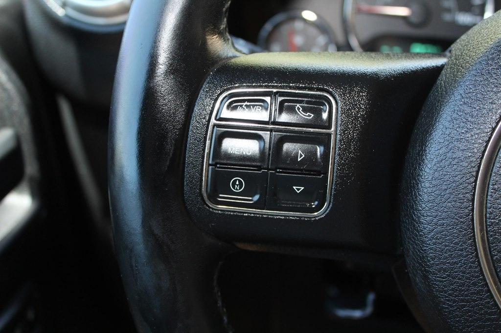 Jeep Wrangler Unlimited 4WD 4dr Sahara 2013