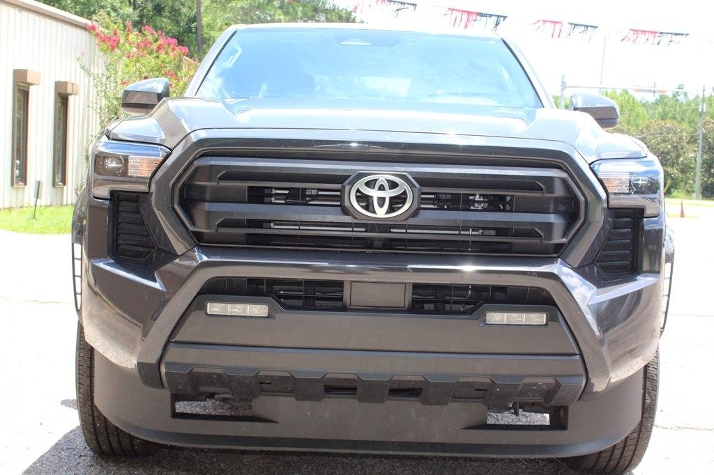Toyota Tacoma 2WD TRD Sport Double Cab 5' Bed AT (Natl) 2024