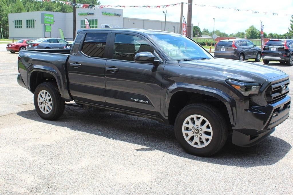 Toyota Tacoma 2WD TRD Sport Double Cab 5' Bed AT (Natl) 2024