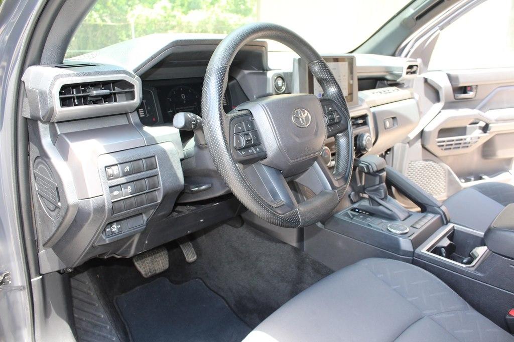 Toyota Tacoma 2WD TRD Sport Double Cab 5' Bed AT (Natl) 2024