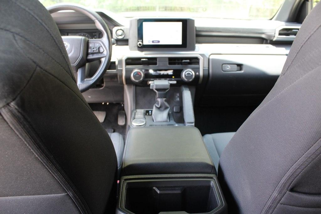 Toyota Tacoma 2WD TRD Sport Double Cab 5' Bed AT (Natl) 2024