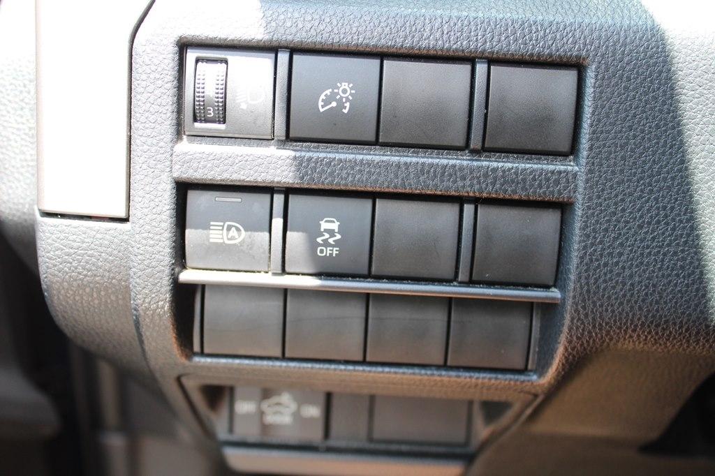 Toyota Tacoma 2WD TRD Sport Double Cab 5' Bed AT (Natl) 2024