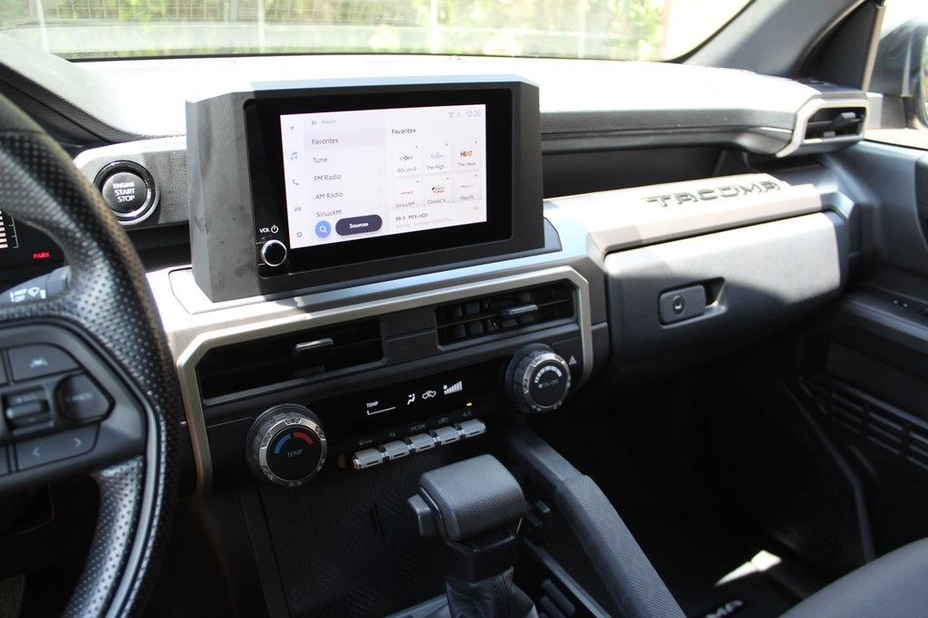 Toyota Tacoma 2WD TRD Sport Double Cab 5' Bed AT (Natl) 2024