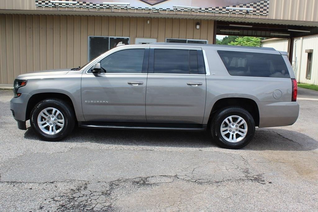 Chevrolet Suburban 2WD 4dr 1500 LT 2018