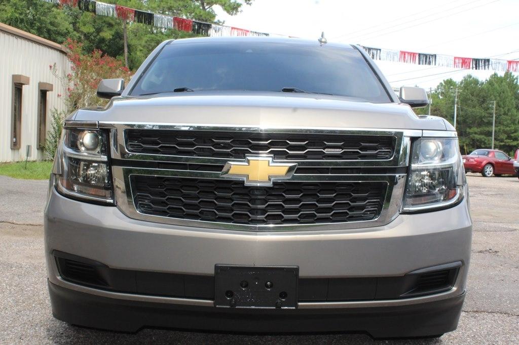 Chevrolet Suburban 2WD 4dr 1500 LT 2018