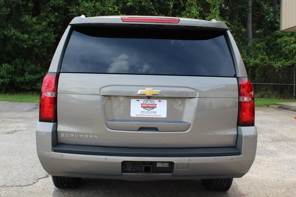 Chevrolet Suburban 2WD 4dr 1500 LT 2018