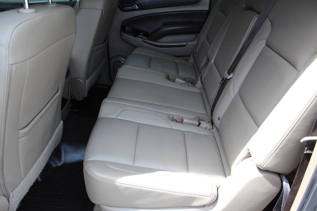 Chevrolet Suburban 2WD 4dr 1500 LT 2018