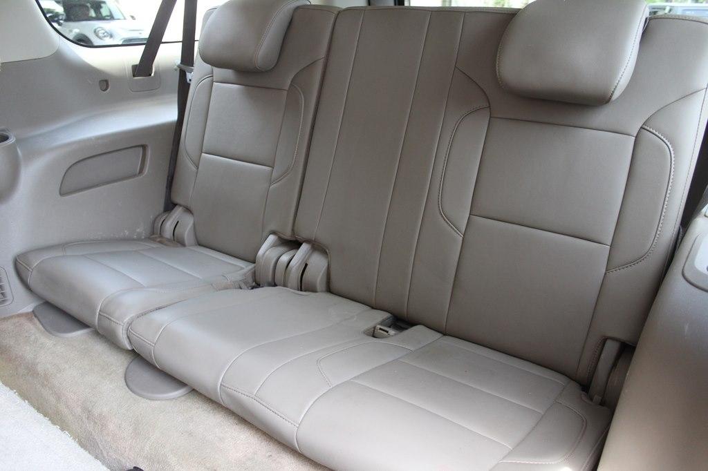 Chevrolet Suburban 2WD 4dr 1500 LT 2018