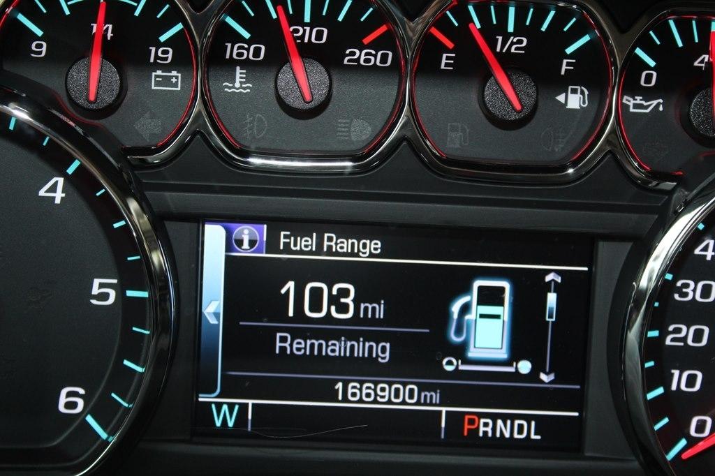 Chevrolet Suburban 2WD 4dr 1500 LT 2018