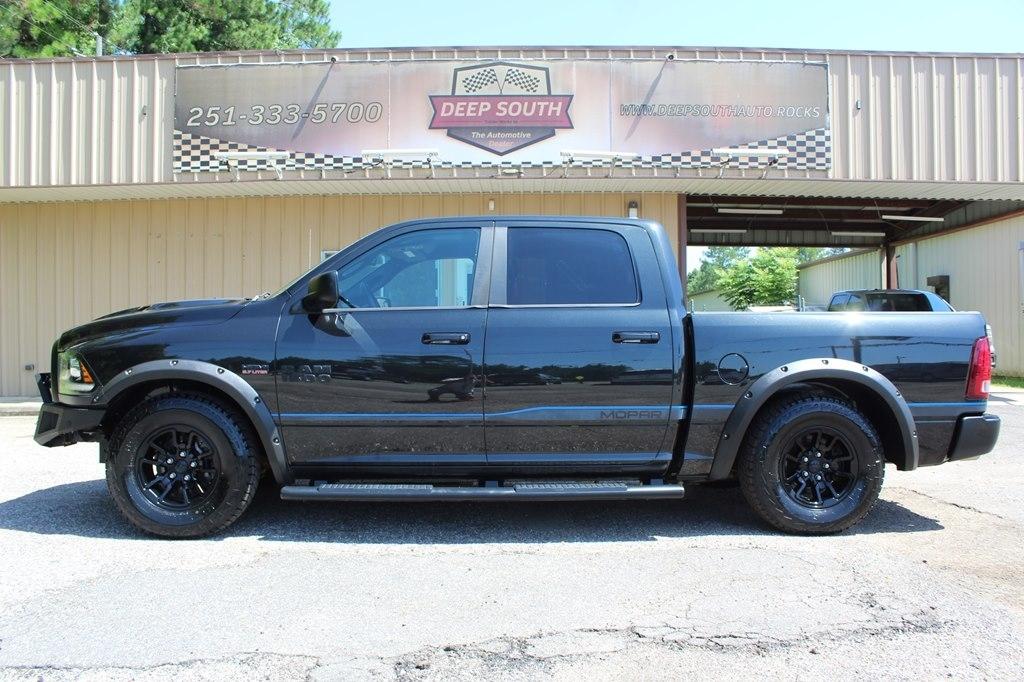 2016 RAM 1500 4WD Crew Cab 140.5" Rebel