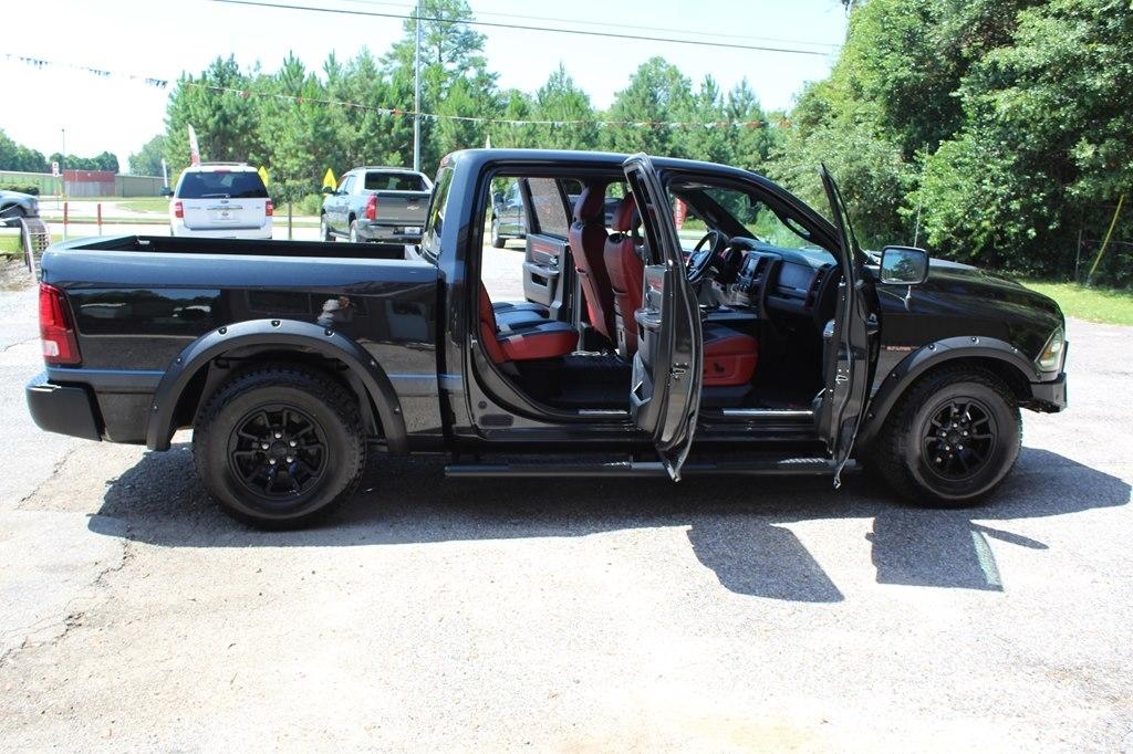 RAM 1500 4WD Crew Cab 140.5" Rebel 2016