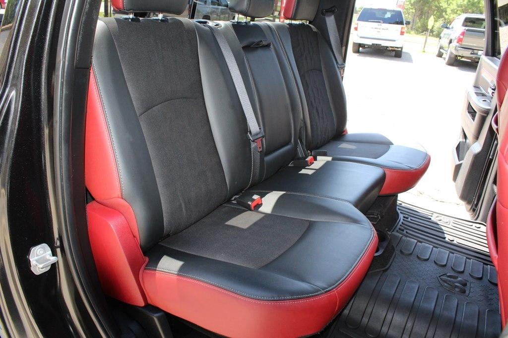 RAM 1500 4WD Crew Cab 140.5" Rebel 2016