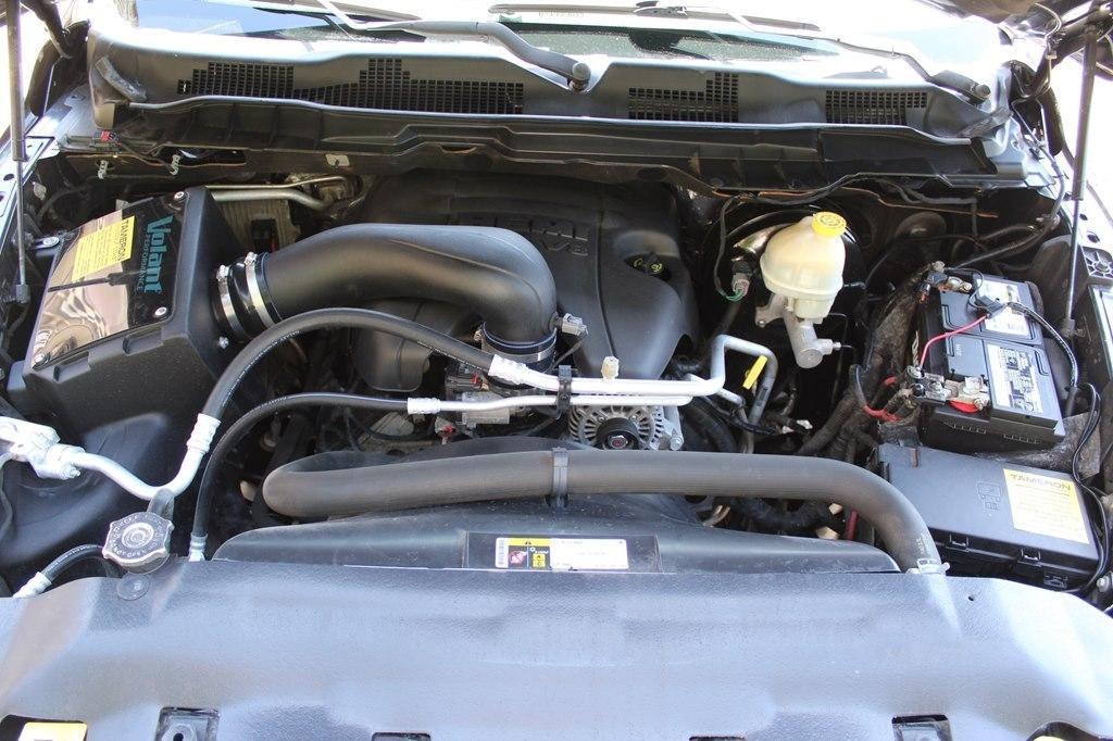 RAM 1500 4WD Crew Cab 140.5" Rebel 2016