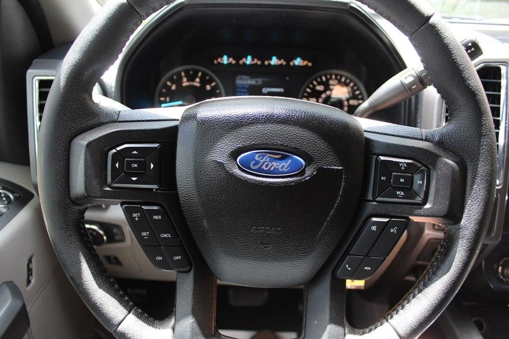 Ford F-150 2WD SuperCrew 157" King Ranch 2016