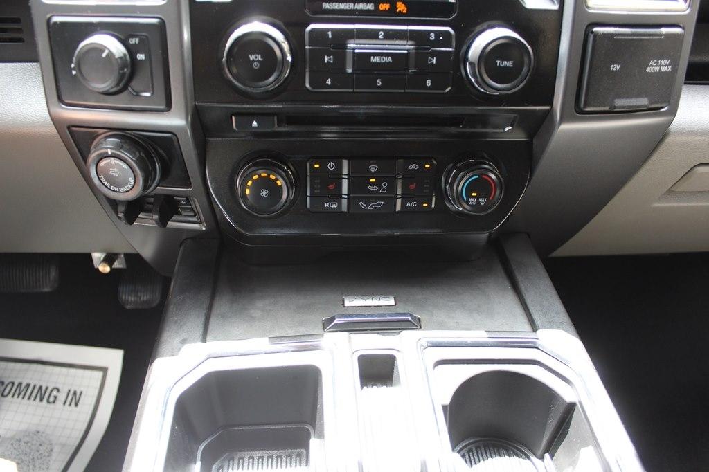 Ford F-150 2WD SuperCrew 157" King Ranch 2016