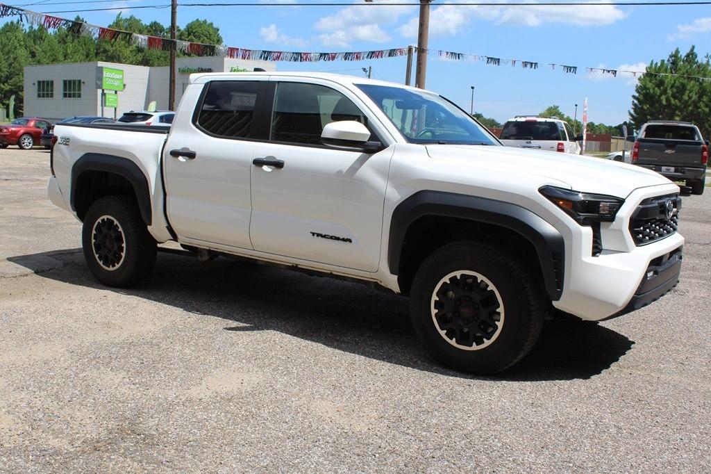 Toyota Tacoma 4WD TRD Off Road Double Cab 5' Bed AT (Natl) 2024