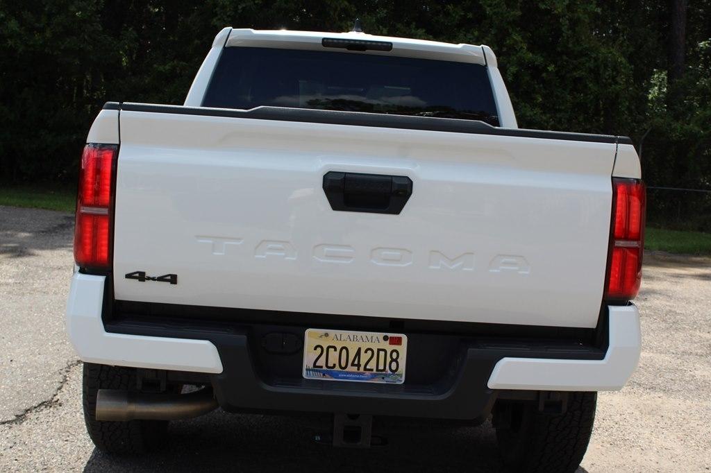 Toyota Tacoma 4WD TRD Off Road Double Cab 5' Bed AT (Natl) 2024
