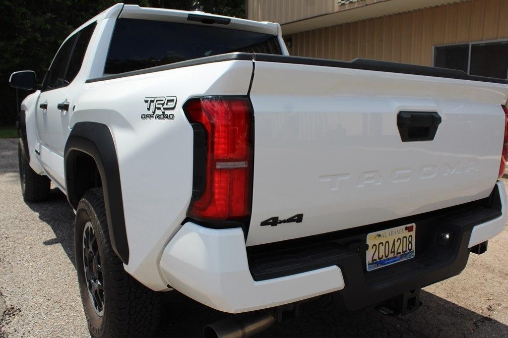 Toyota Tacoma 4WD TRD Off Road Double Cab 5' Bed AT (Natl) 2024