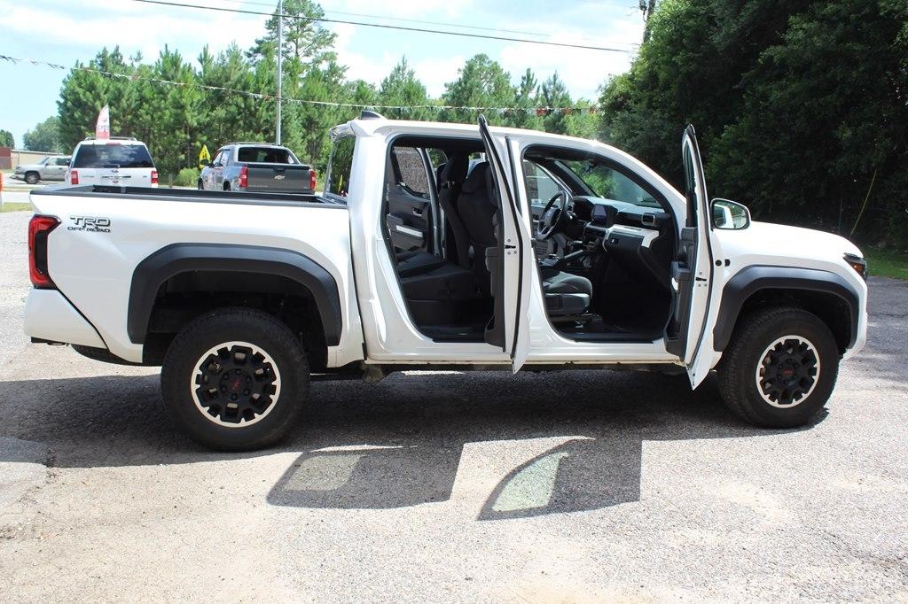 Toyota Tacoma 4WD TRD Off Road Double Cab 5' Bed AT (Natl) 2024