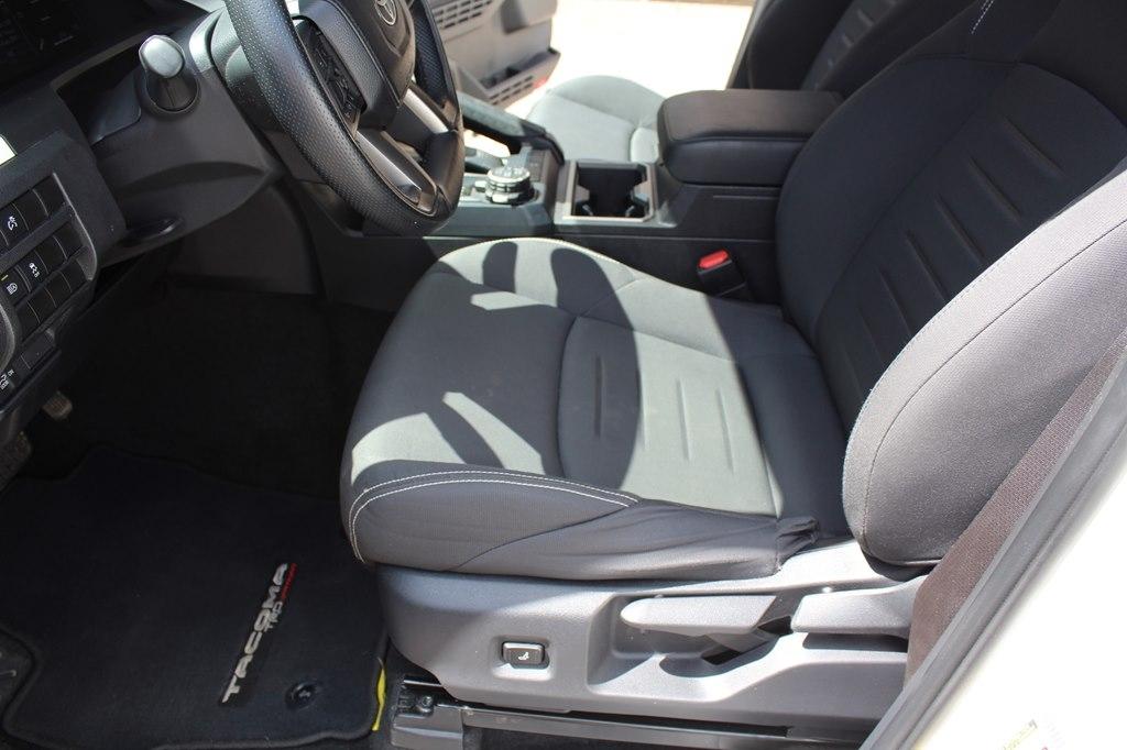 Toyota Tacoma 4WD TRD Off Road Double Cab 5' Bed AT (Natl) 2024