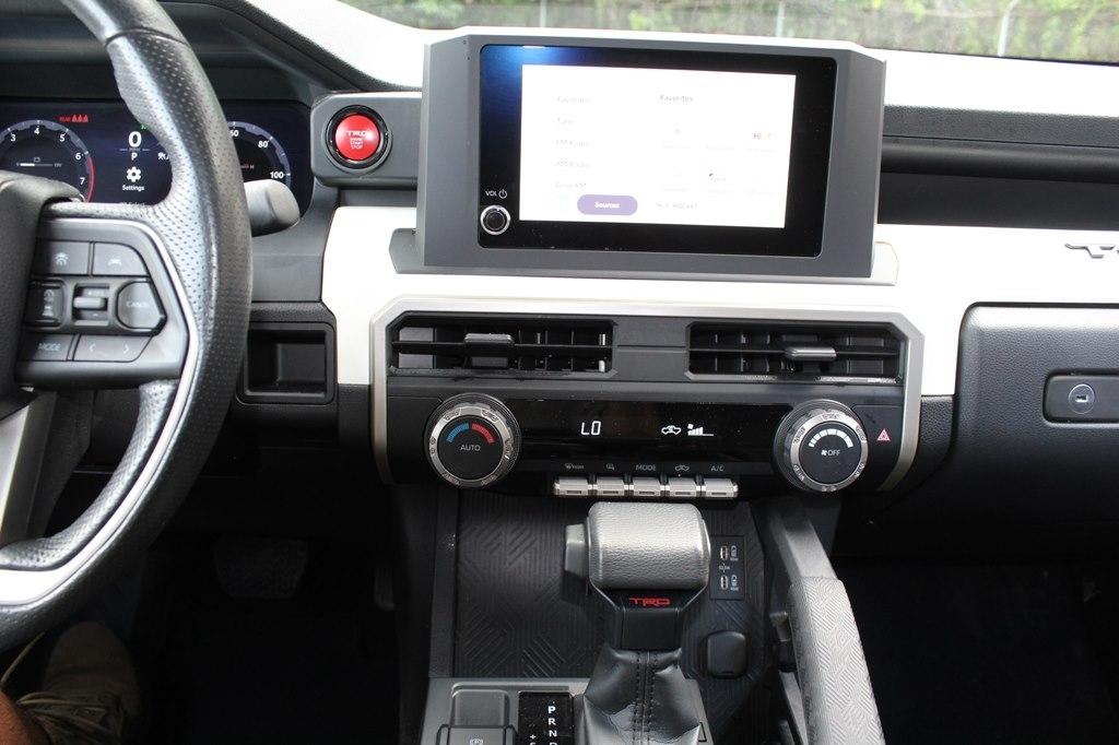 Toyota Tacoma 4WD TRD Off Road Double Cab 5' Bed AT (Natl) 2024