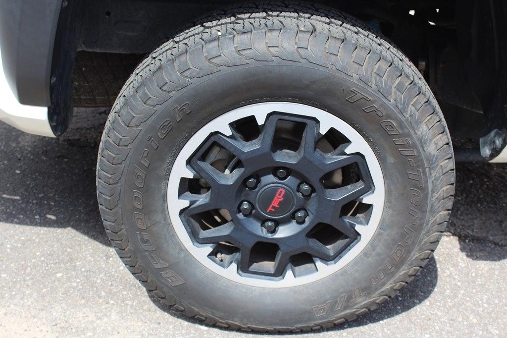 Toyota Tacoma 4WD TRD Off Road Double Cab 5' Bed AT (Natl) 2024