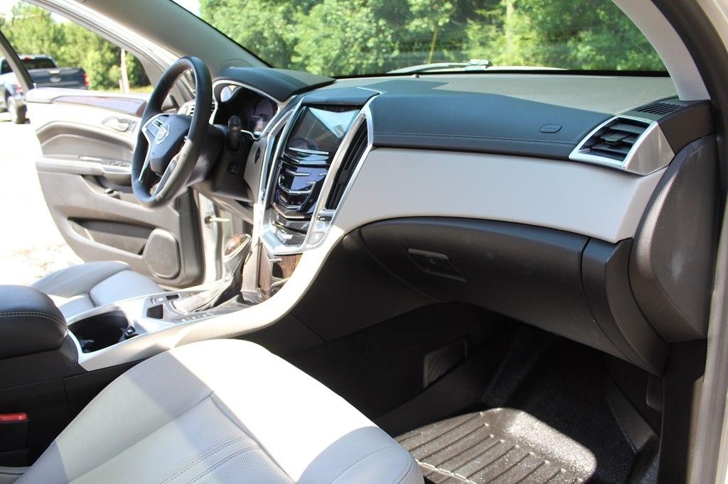 Cadillac SRX FWD 4dr Luxury Collection 2015