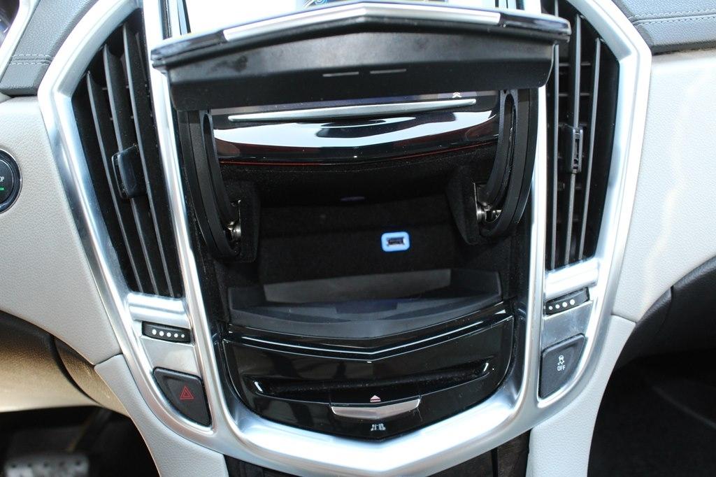 Cadillac SRX FWD 4dr Luxury Collection 2015