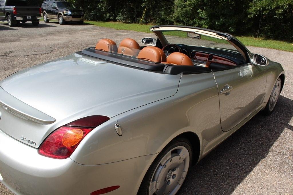 Lexus SC 430 2dr Convertible 2003