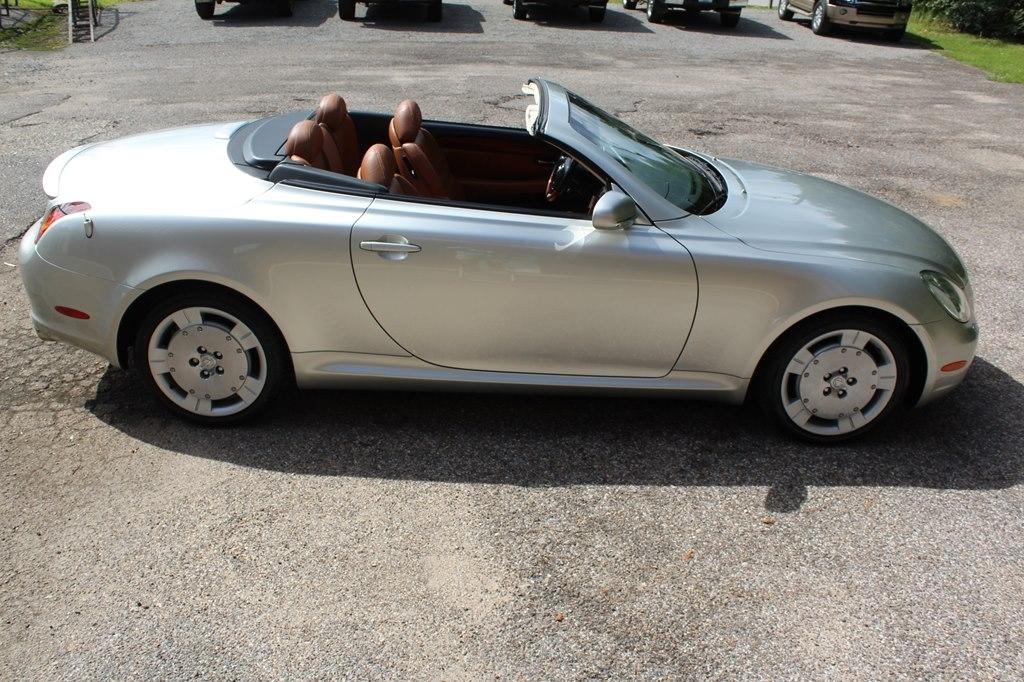 Lexus SC 430 2dr Convertible 2003