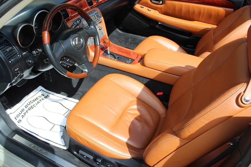 Lexus SC 430 2dr Convertible 2003