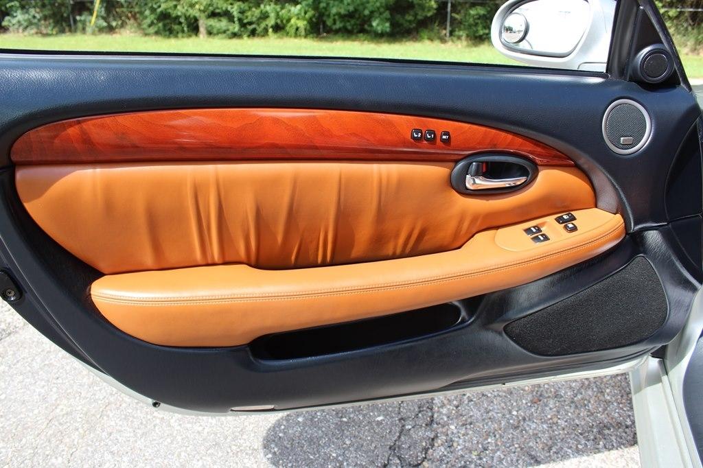Lexus SC 430 2dr Convertible 2003