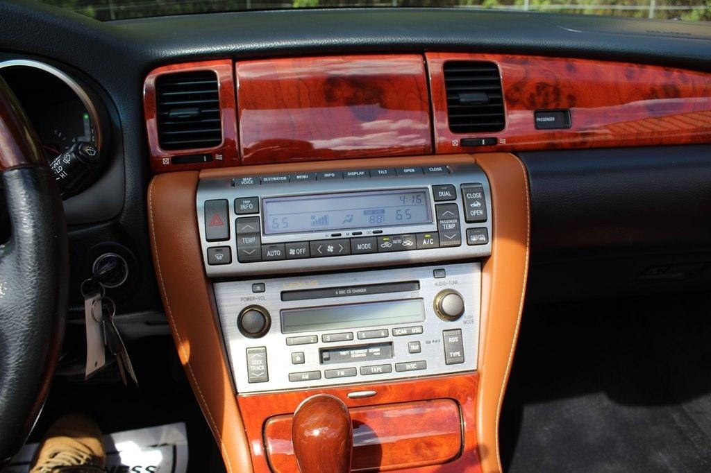 Lexus SC 430 2dr Convertible 2003