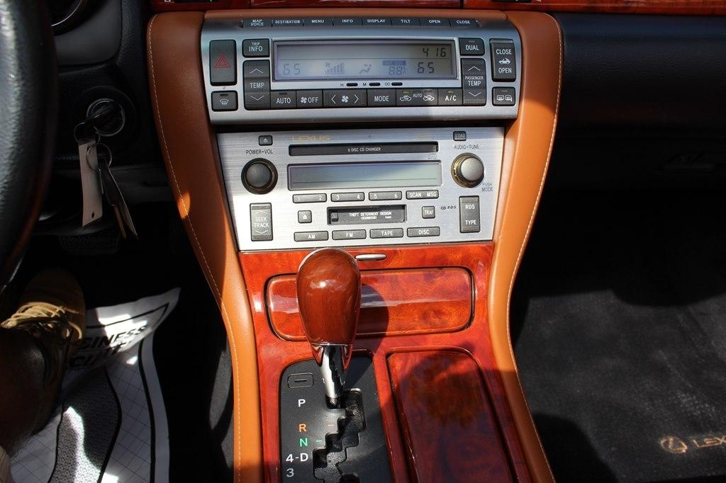 Lexus SC 430 2dr Convertible 2003