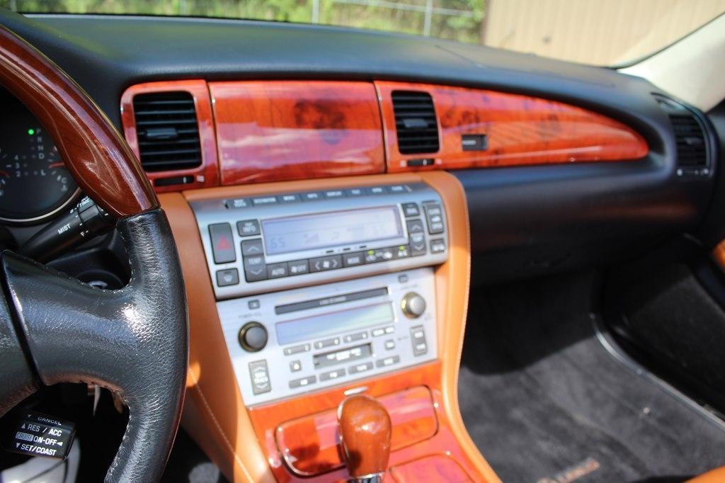 Lexus SC 430 2dr Convertible 2003