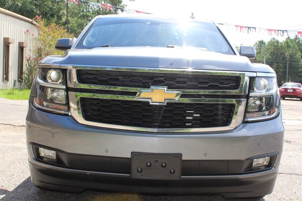 Chevrolet Suburban 2WD 4dr LT 2020